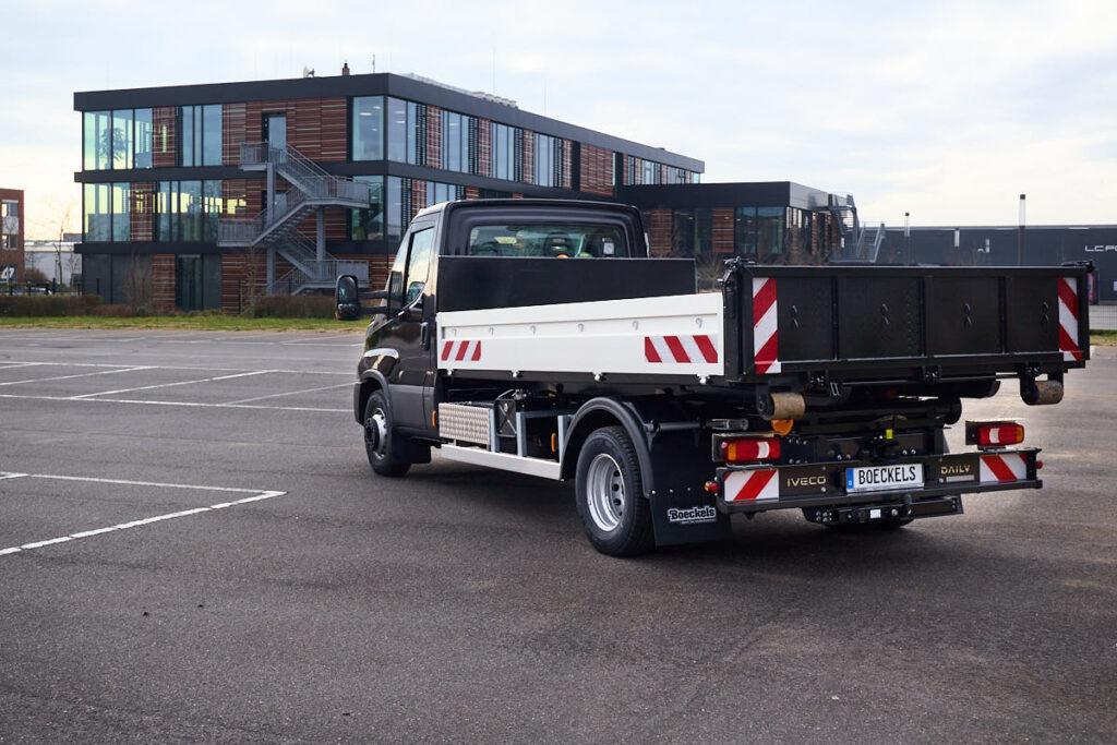 City-Abrollkipper der Firma Boeckels aus Willich. Basisfahrzeug ist ein Iveco Daily.