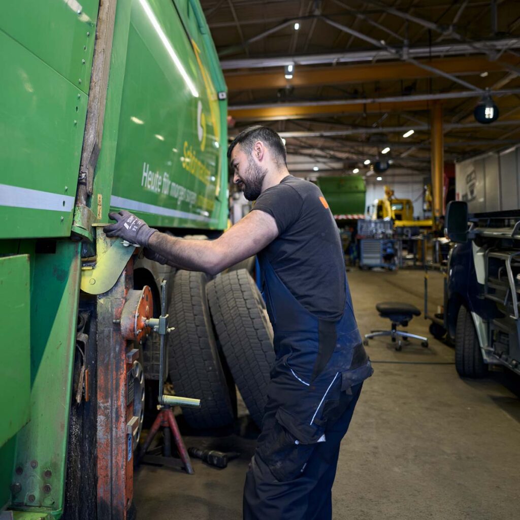 Nutzfahrzeugservice Wartung und Reparatur Boeckels